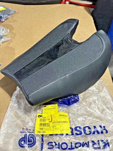 New genuine hyosung gt125r - genuine,